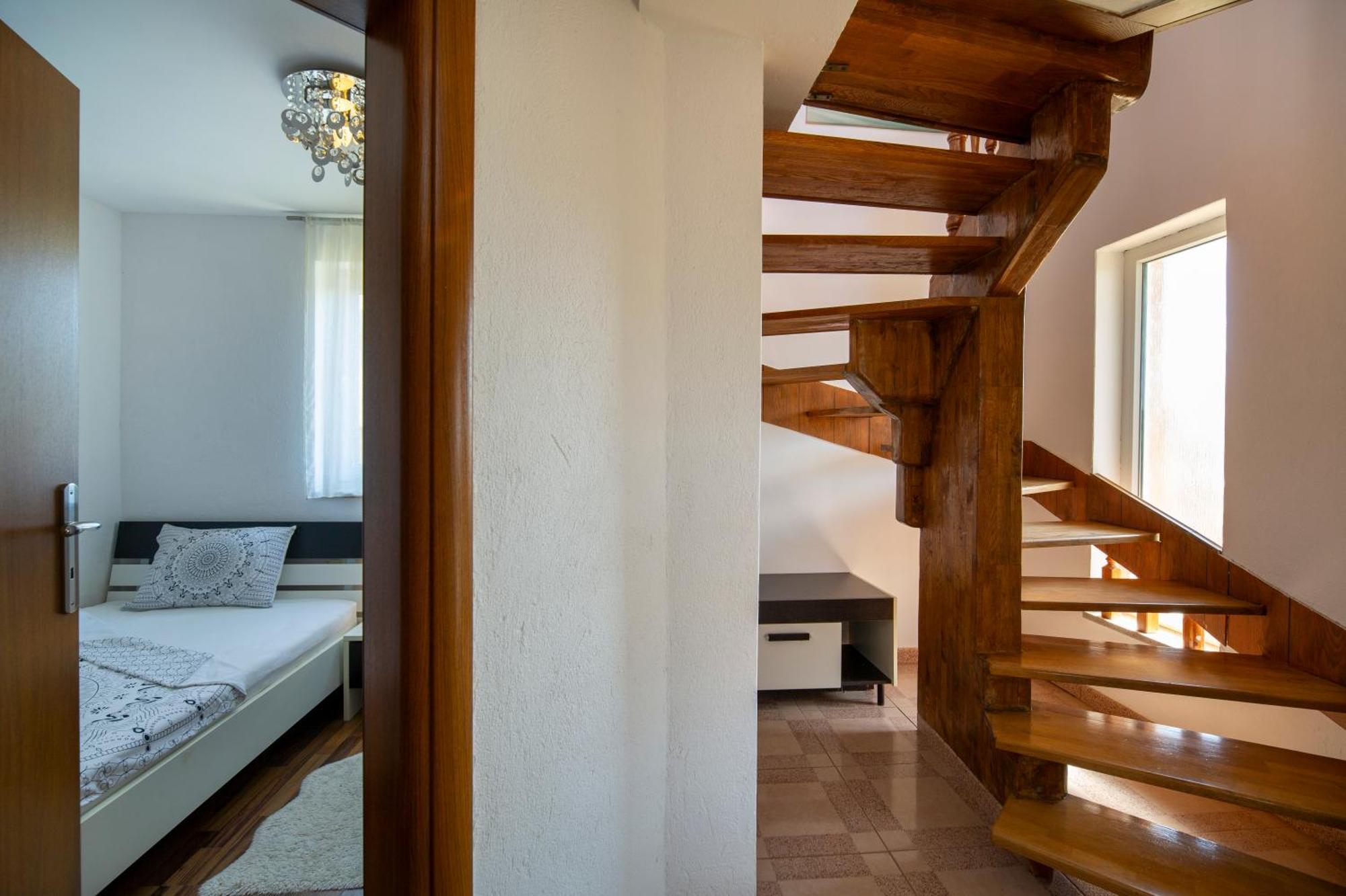 PUY Apartman Viki Stinjan מראה חיצוני תמונה